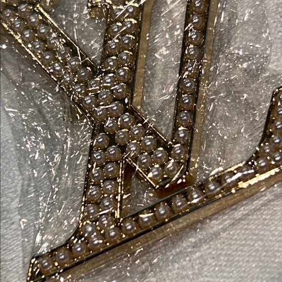 🌟GOLD BAG CHARM 🌟 - Picture 2 of 5